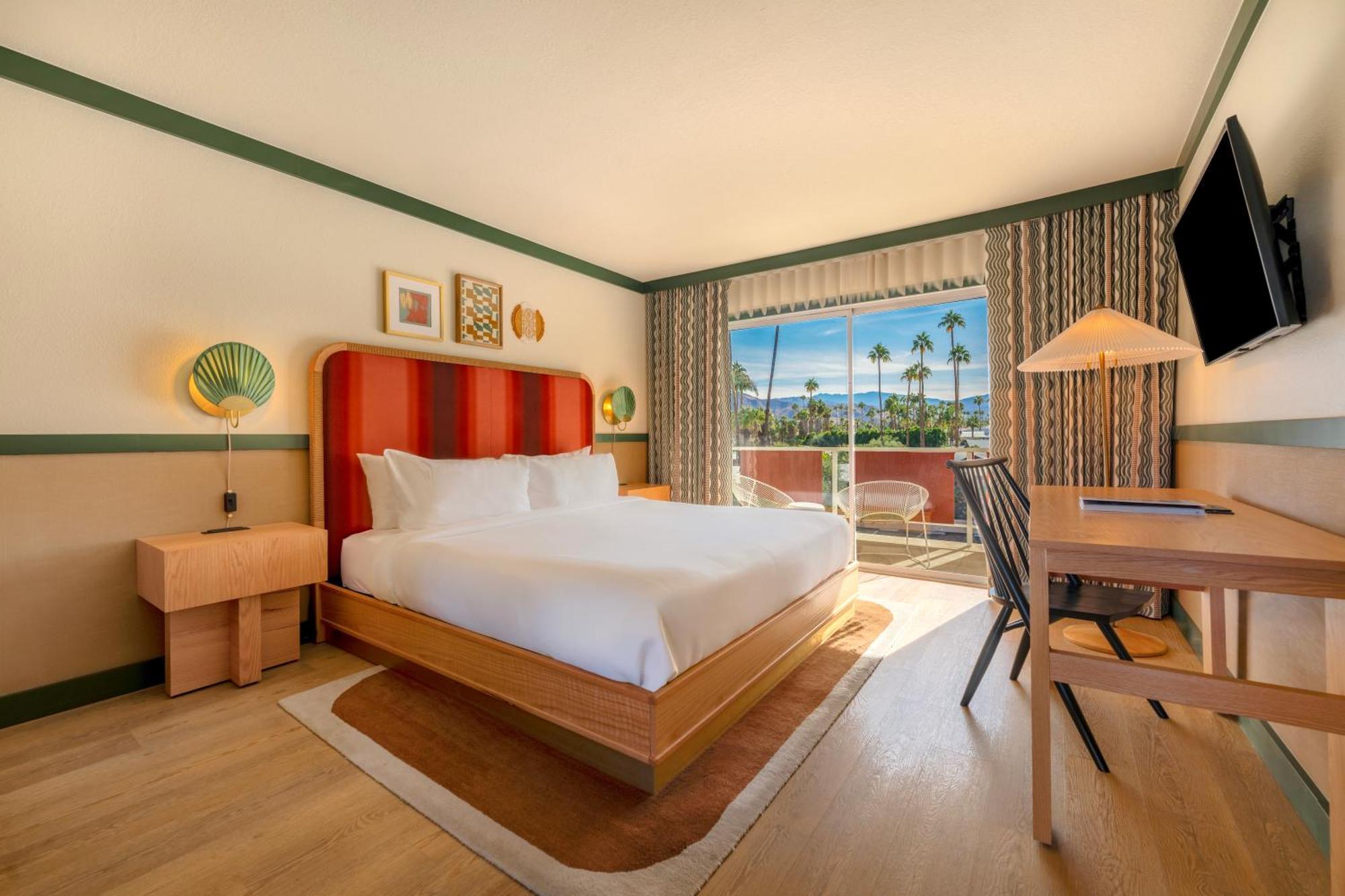 Hotel Royal Sun 4*
